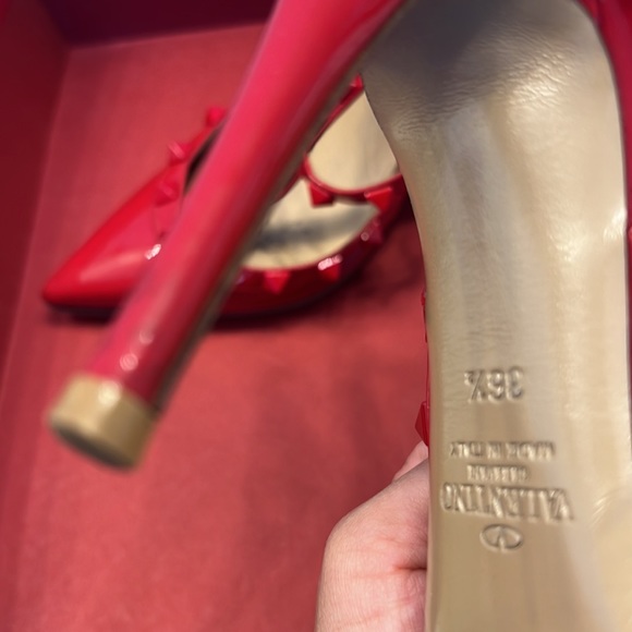Authentic Valentino Red Patent Rockstud Shoes Size 36.5 - Picture 4 of 9